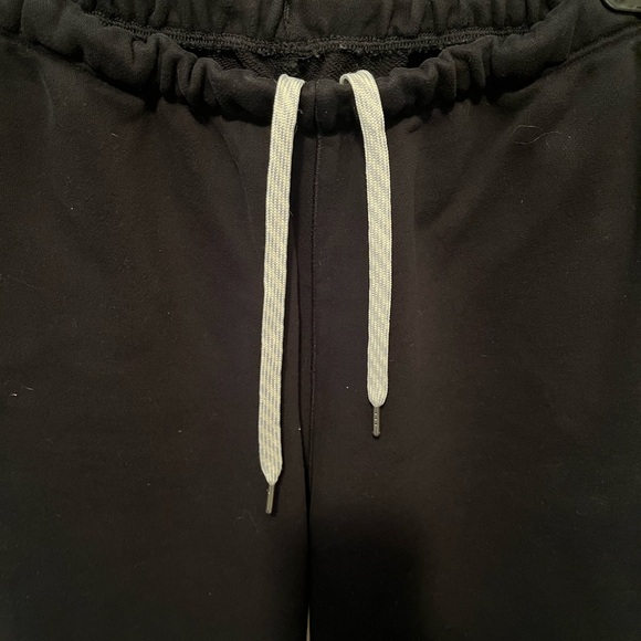 Vuori Sedona Sweatpants / Joggers - Picture 7 of 8